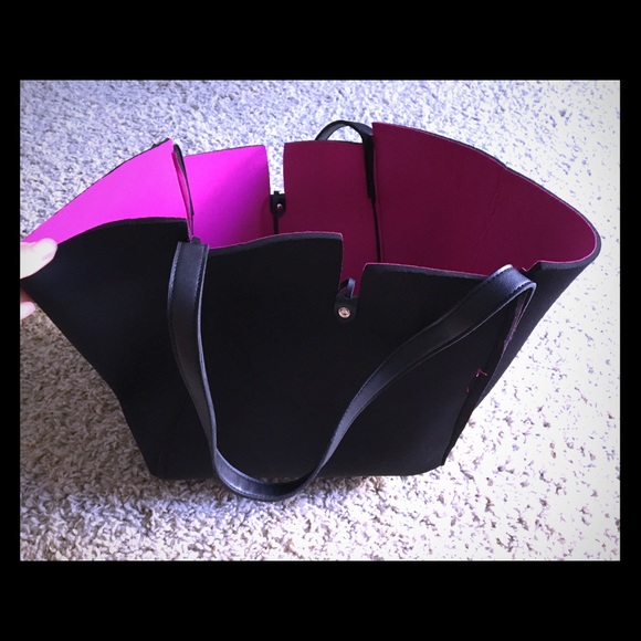 Hat You Handbags - Neoprene Tote - So Versatile!